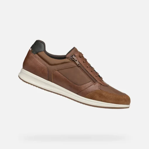 AVERY HOMME