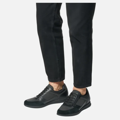 AVERY HOMME