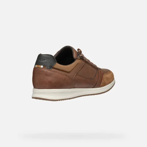 AVERY HOMME