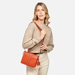 CLARISSY FEMME