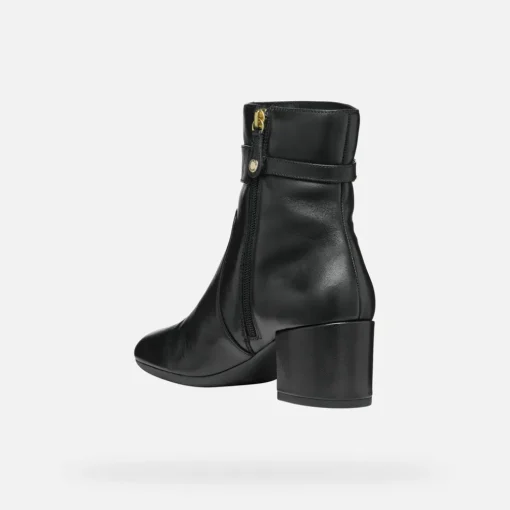 ELEANA FEMME
