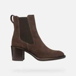 FARNIA FEMME