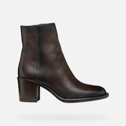 FARNIA FEMME