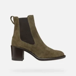 FARNIA FEMME