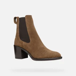 FARNIA FEMME