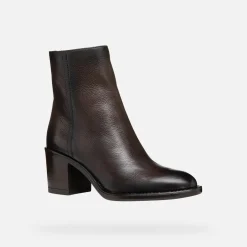 FARNIA FEMME