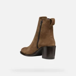 FARNIA FEMME