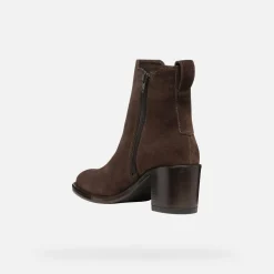FARNIA FEMME