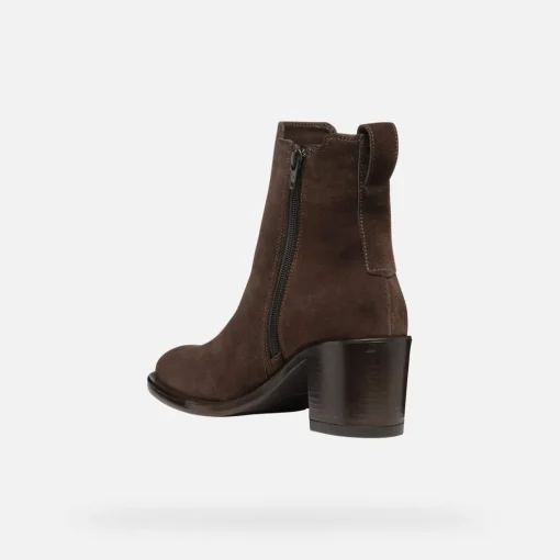 FARNIA FEMME