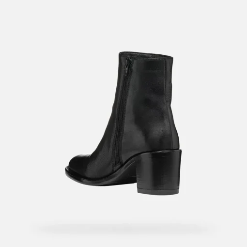 FARNIA FEMME