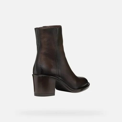 FARNIA FEMME